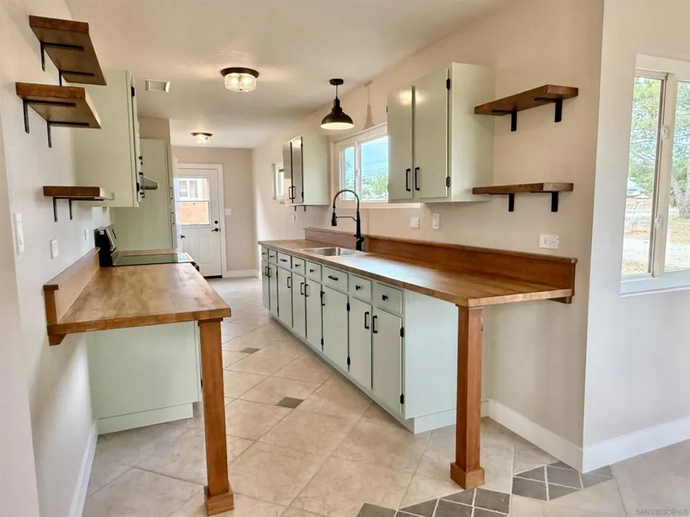 1448 San Vicente Rd Ramona, CA 92065