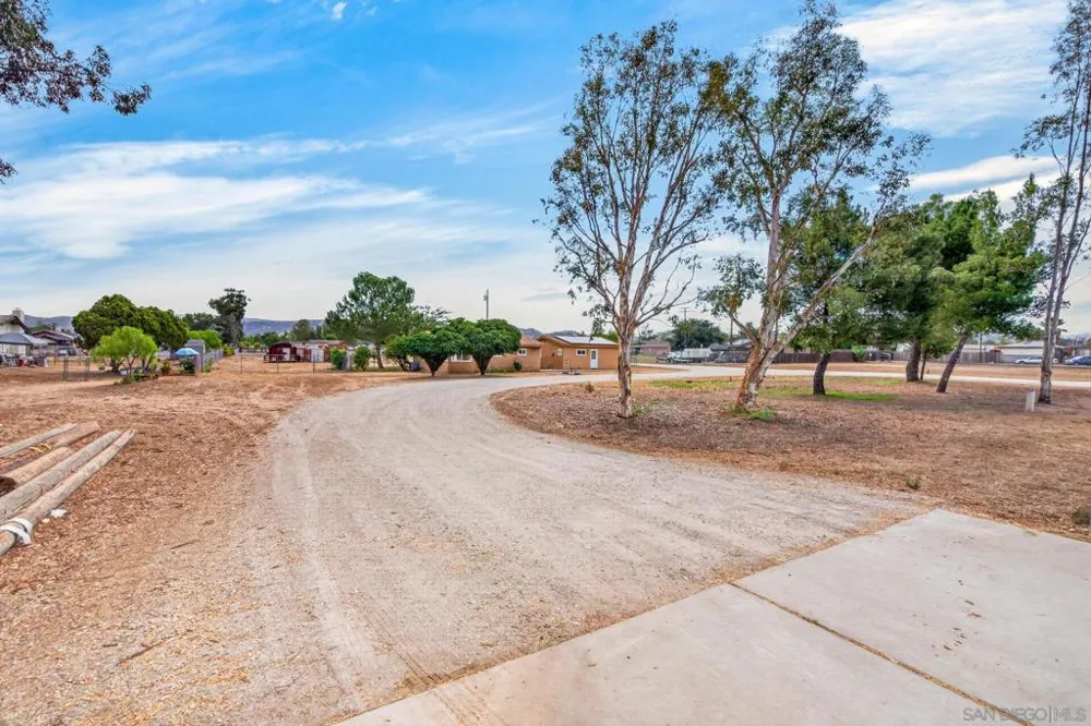 1448 San Vicente Rd Ramona, CA 92065