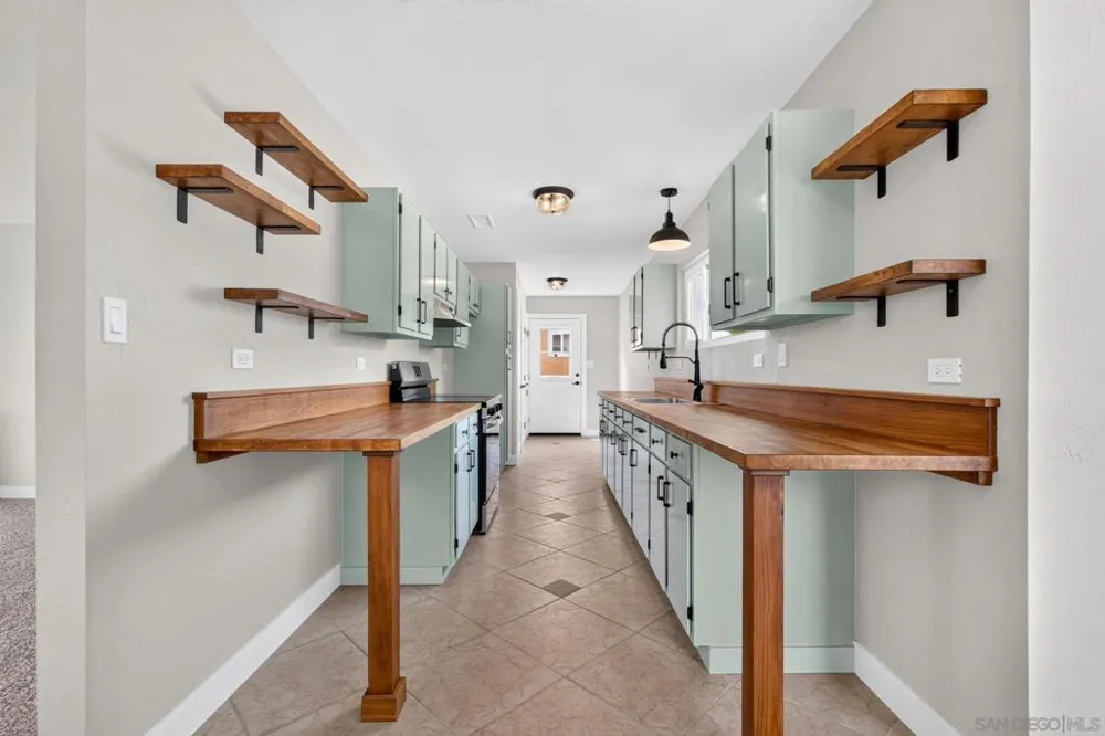 1448 San Vicente Rd Ramona, CA 92065