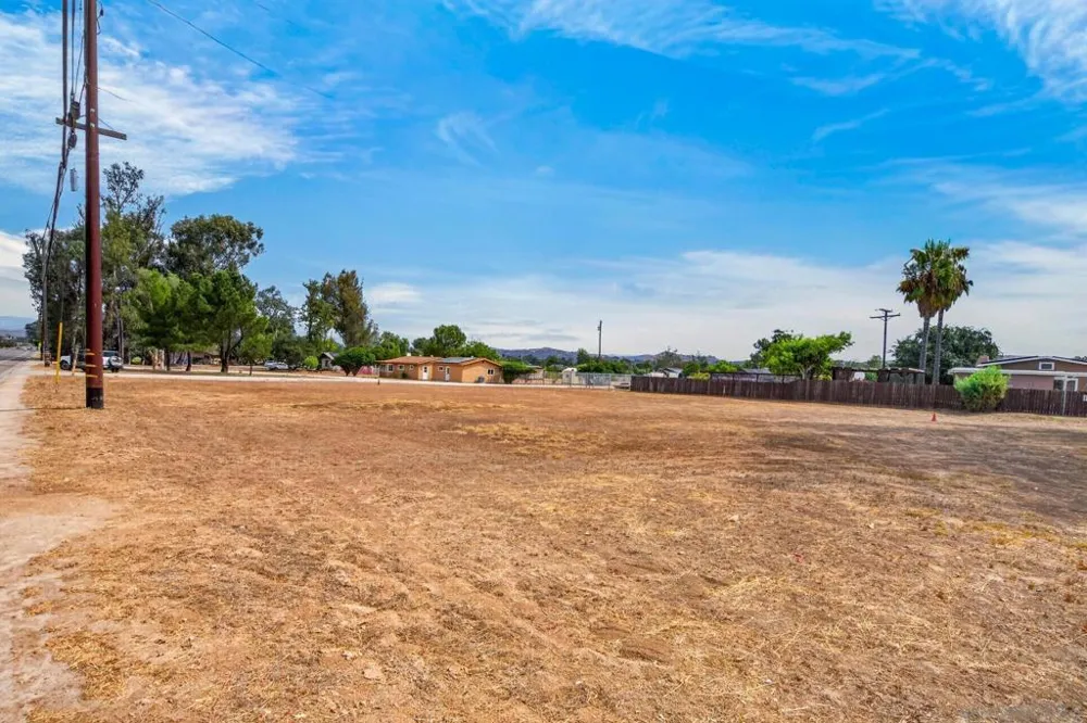 1448 San Vicente Rd Ramona, CA 92065