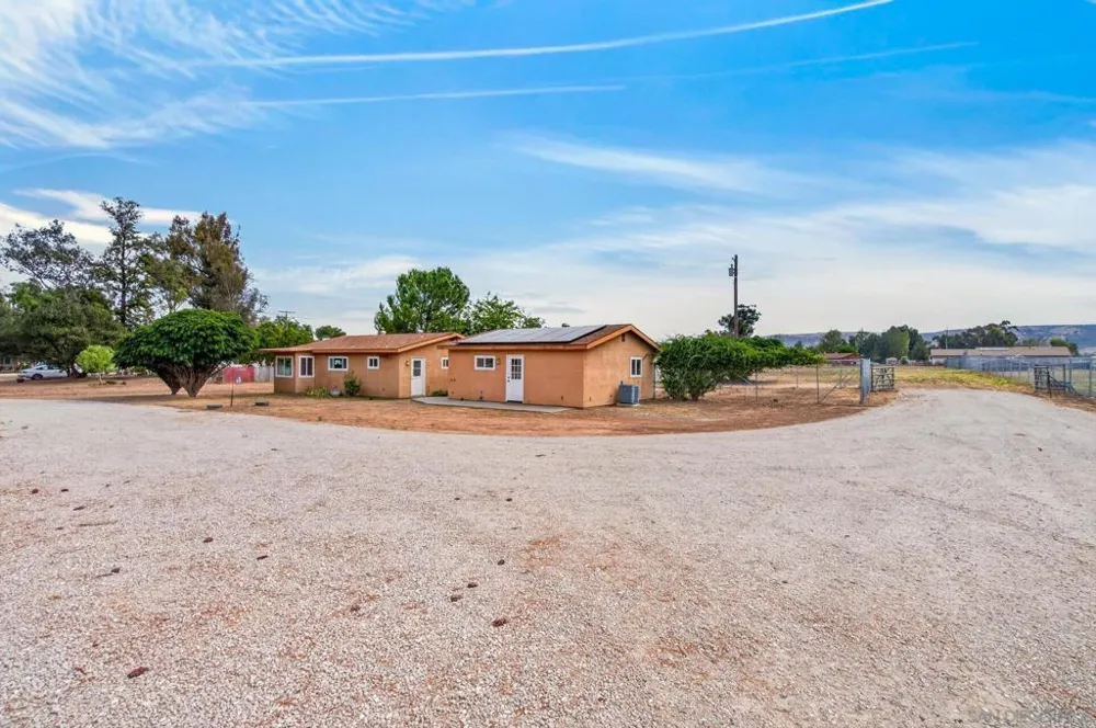 1448 San Vicente Rd Ramona, CA 92065