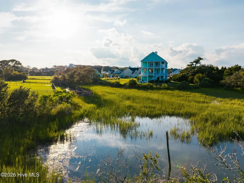 1210 Lantern Way Morehead City, NC 28557