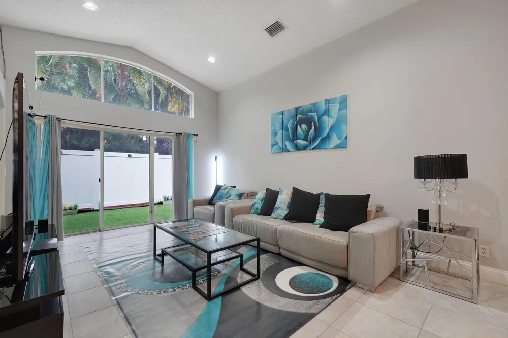 6376 Barton Creek Circle Lake Worth, FL 33463