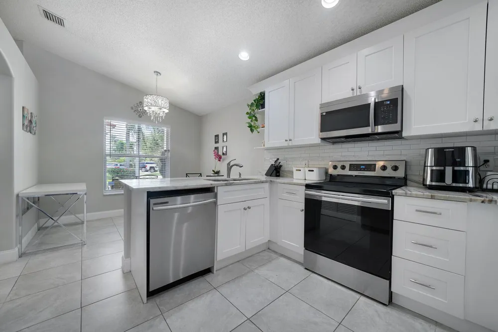 6376 Barton Creek Circle Lake Worth, FL 33463