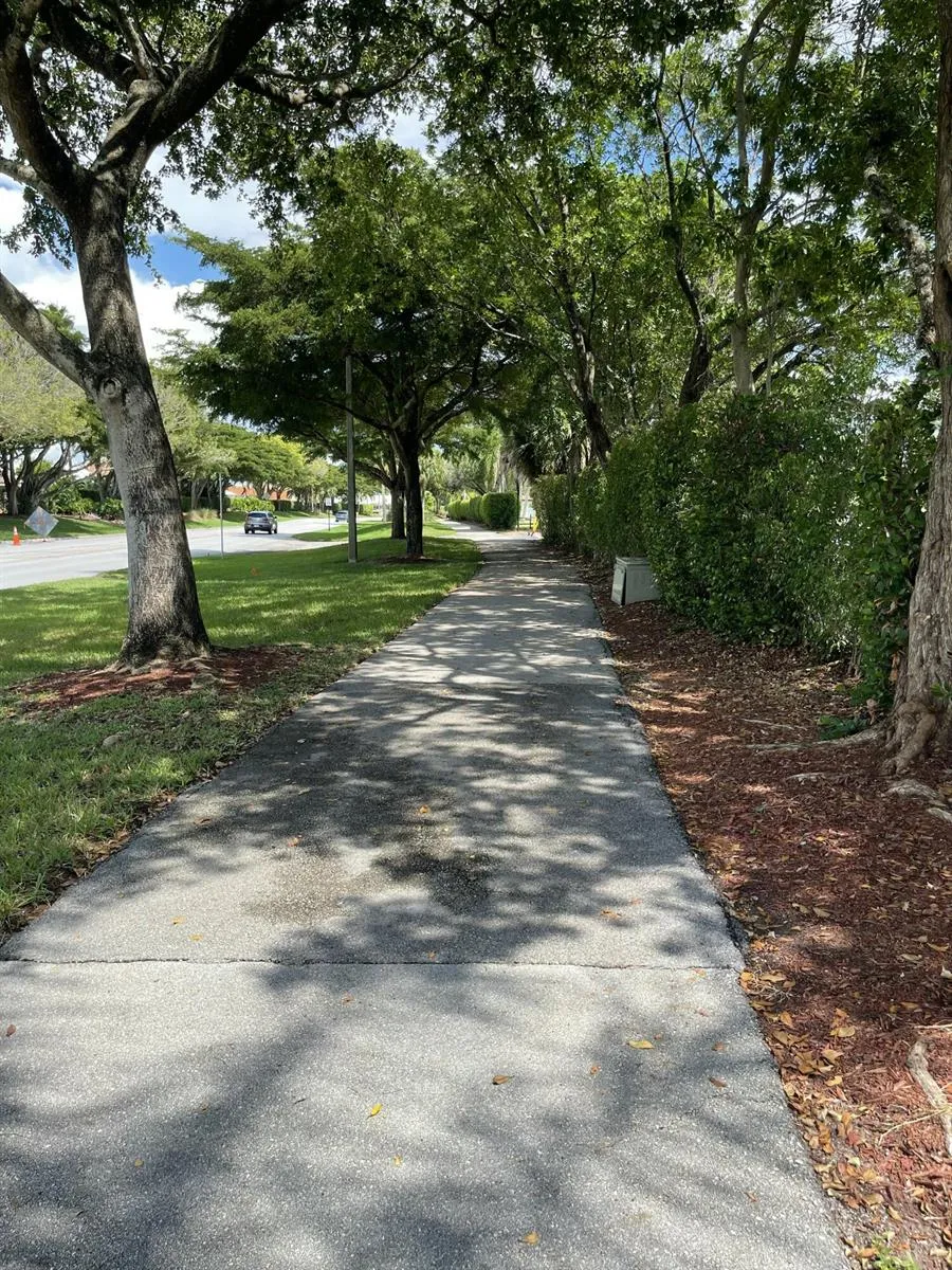 6376 Barton Creek Circle Lake Worth, FL 33463