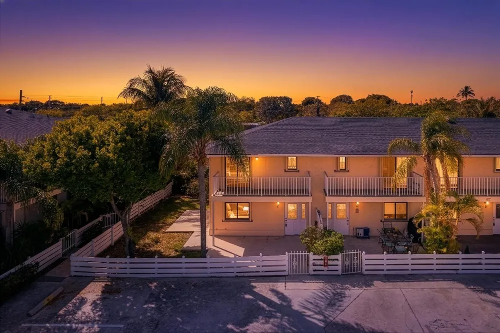 324 W Pine Street #11 Lantana, FL 33462