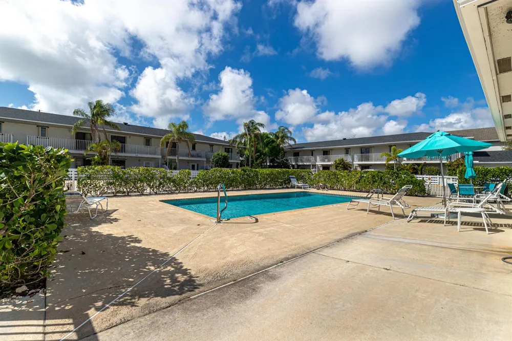 324 W Pine Street #11 Lantana, FL 33462