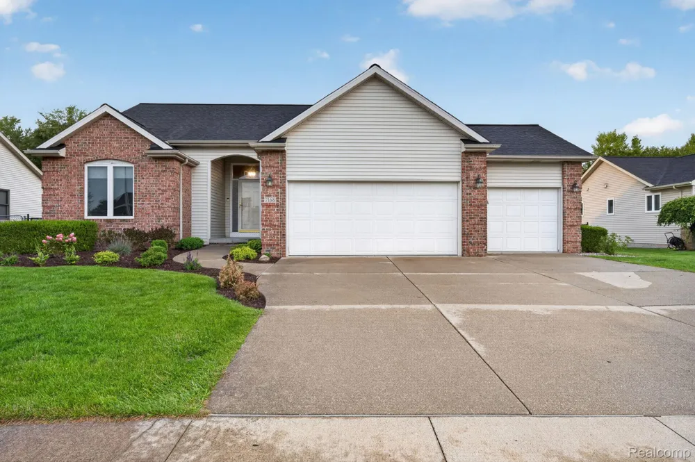 7168 Parkridge Parkway Swartz Creek City, MI 48473