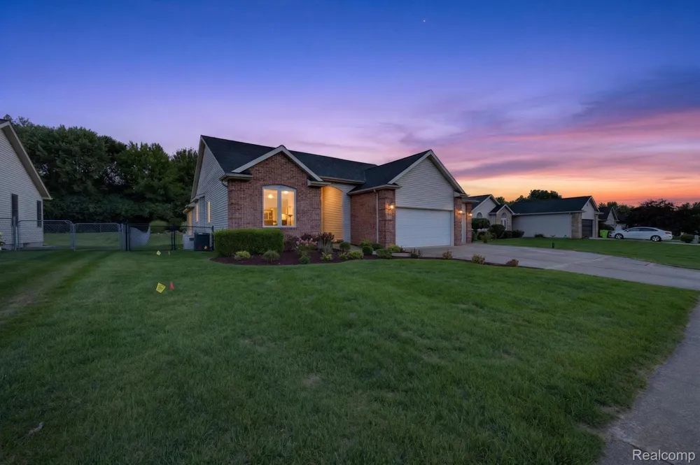 7168 Parkridge Parkway Swartz Creek City, MI 48473