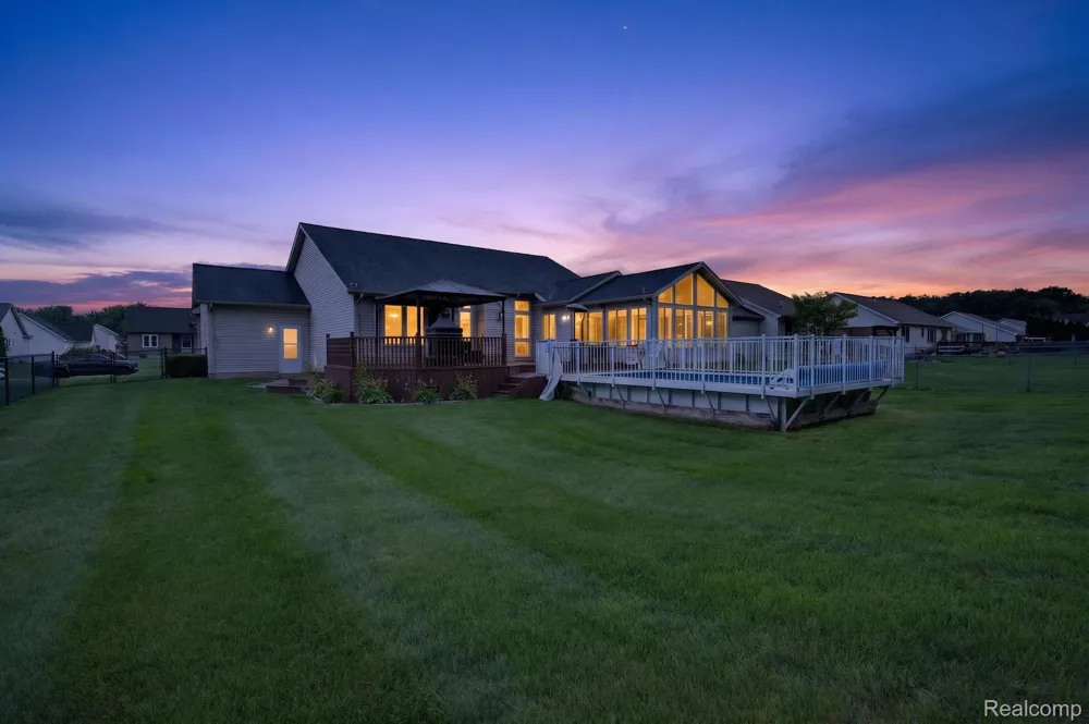 7168 Parkridge Parkway Swartz Creek City, MI 48473
