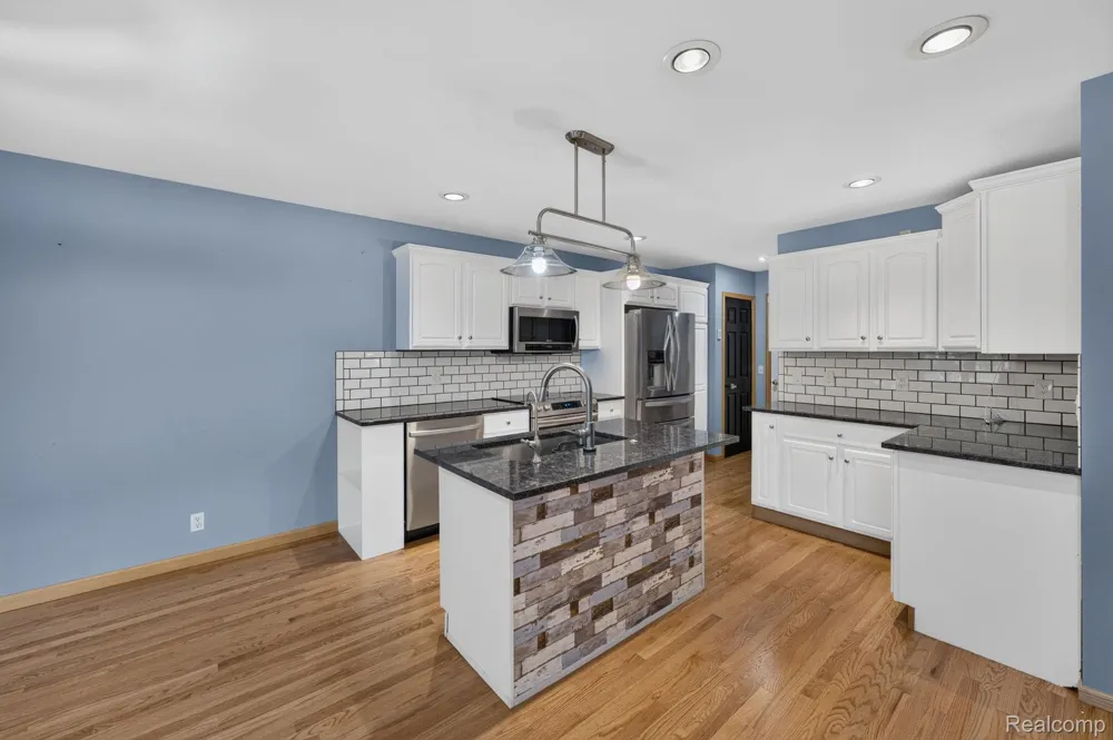 7168 Parkridge Parkway Swartz Creek City, MI 48473
