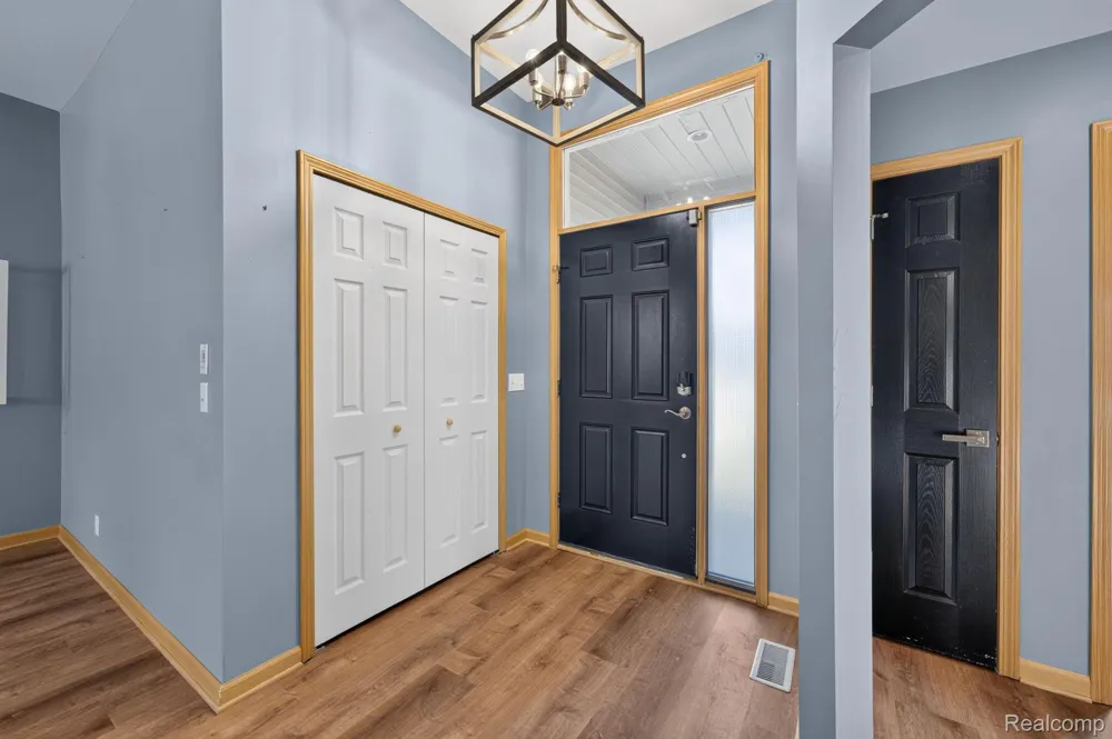7168 Parkridge Parkway Swartz Creek City, MI 48473