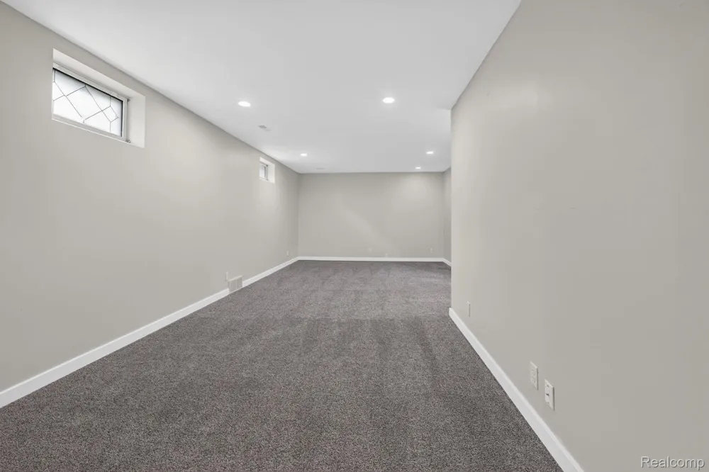 7168 Parkridge Parkway Swartz Creek City, MI 48473