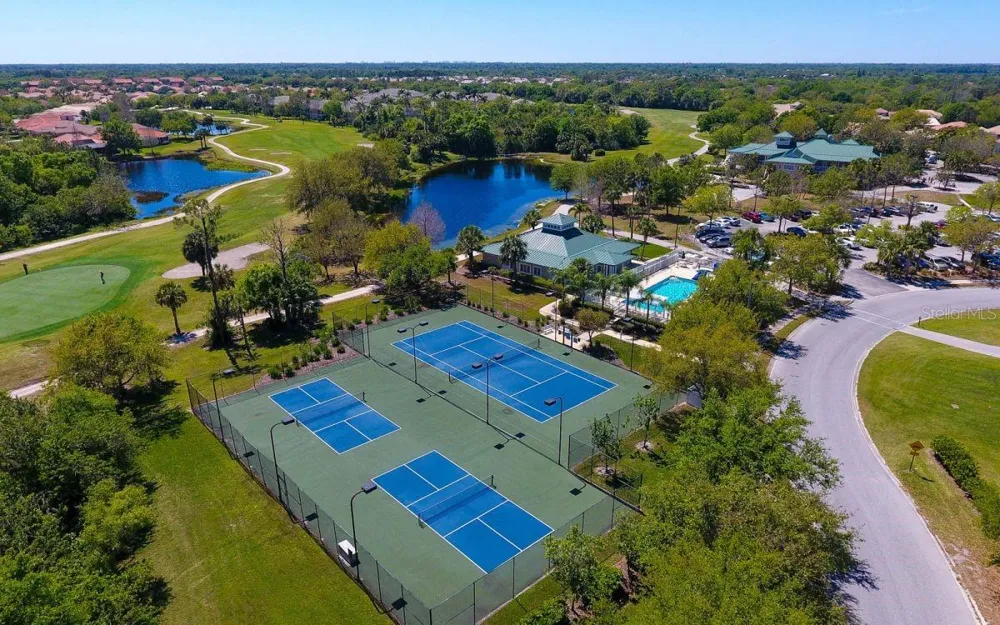 6720 WILLOW GROUSE COURT Bradenton, FL 34203