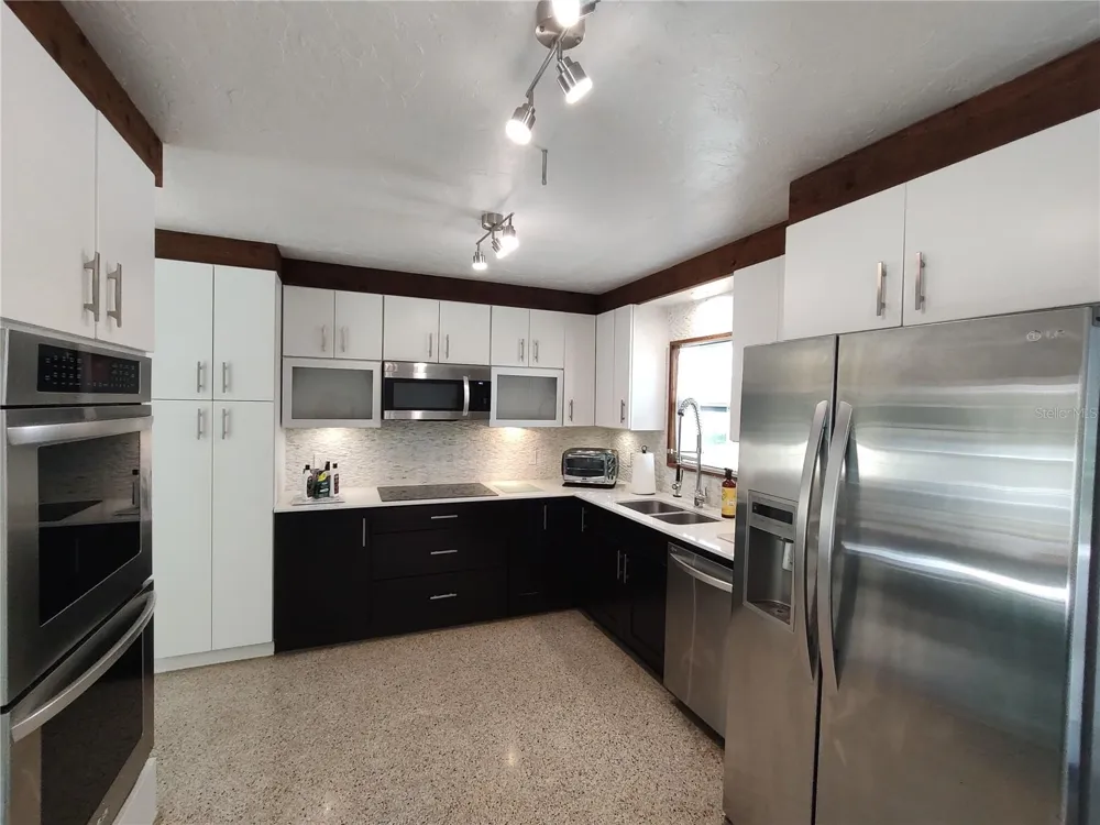 3400 CLARK DRIVE Sarasota, FL 34234