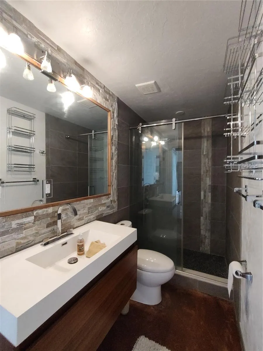 3400 CLARK DRIVE Sarasota, FL 34234