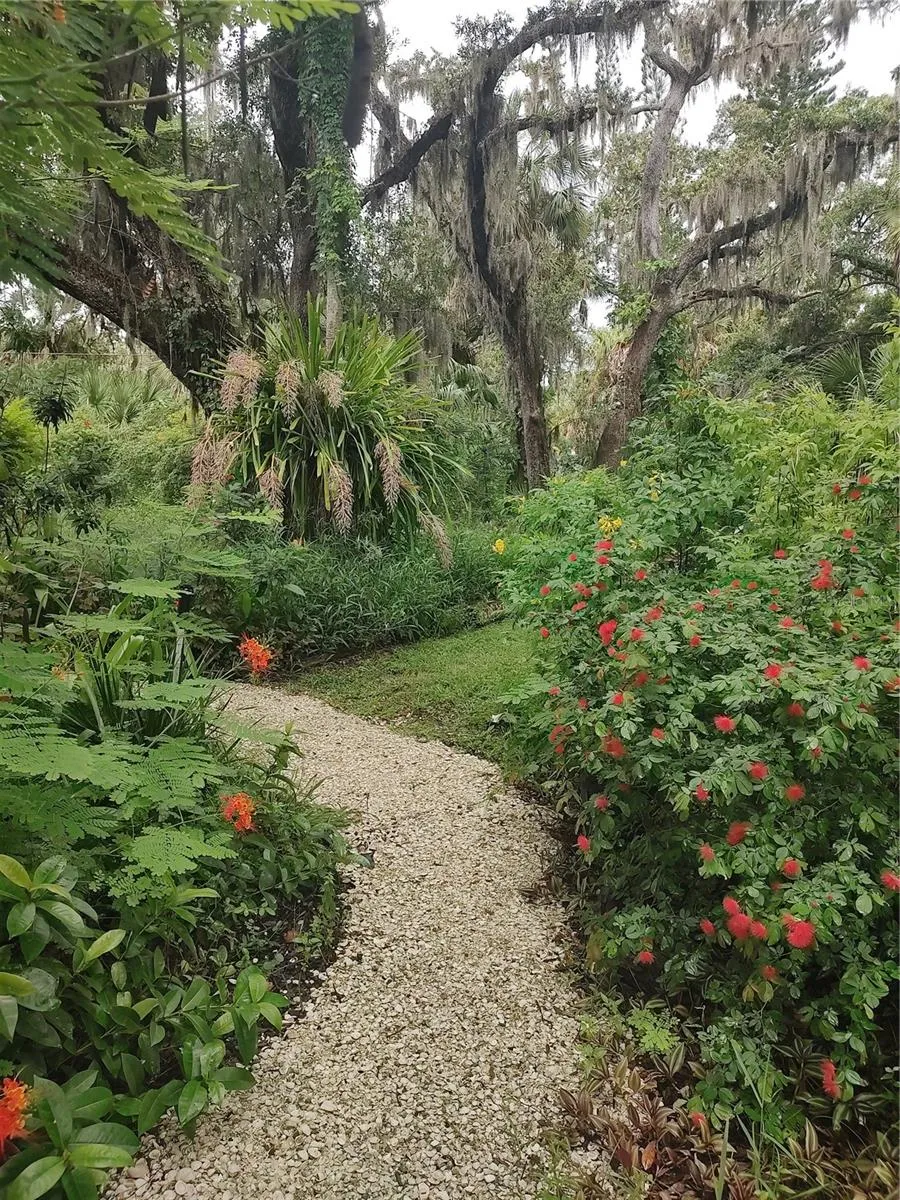 3400 CLARK DRIVE Sarasota, FL 34234