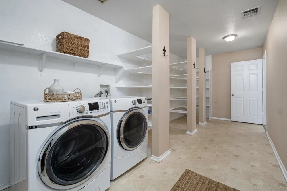 2211 Kimra Lane Cedar Park, TX 78613