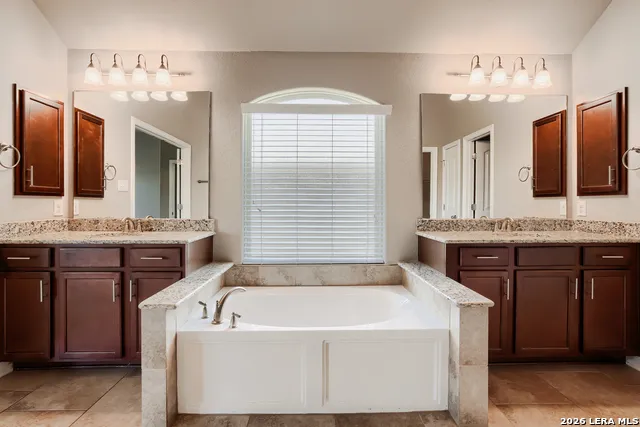 3132 Barker Cypress New Braunfels, TX 78130