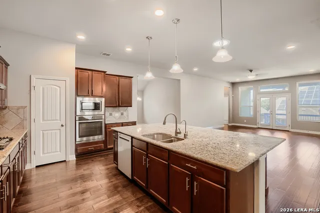 3132 Barker Cypress New Braunfels, TX 78130