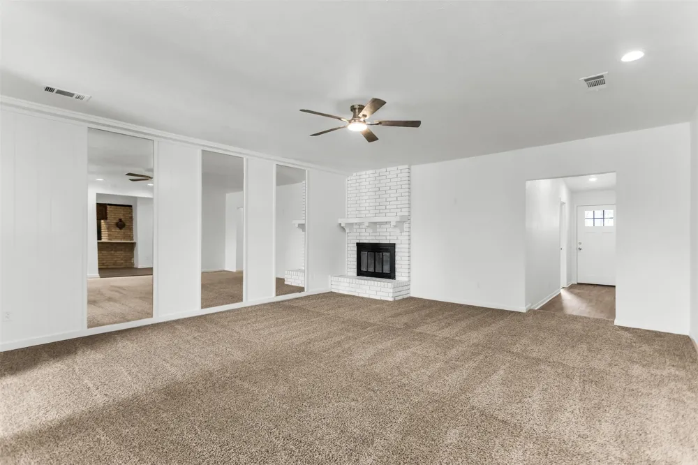 4210 Burning Tree Lane Garland, TX 75042