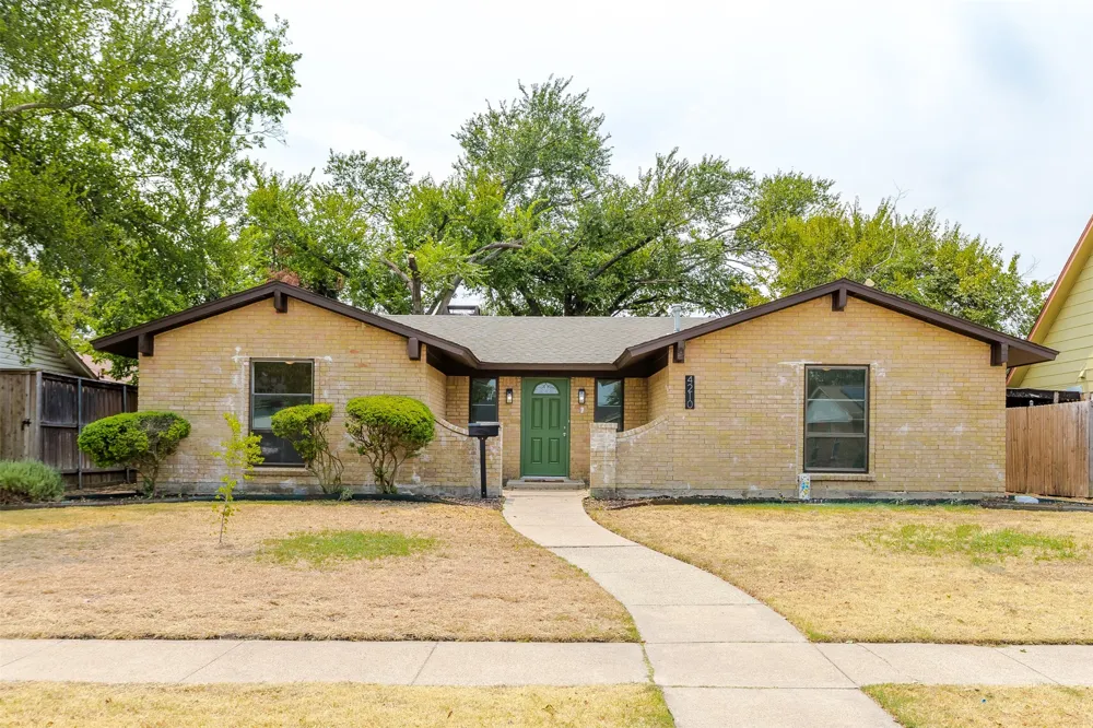 4210 Burning Tree Lane Garland, TX 75042