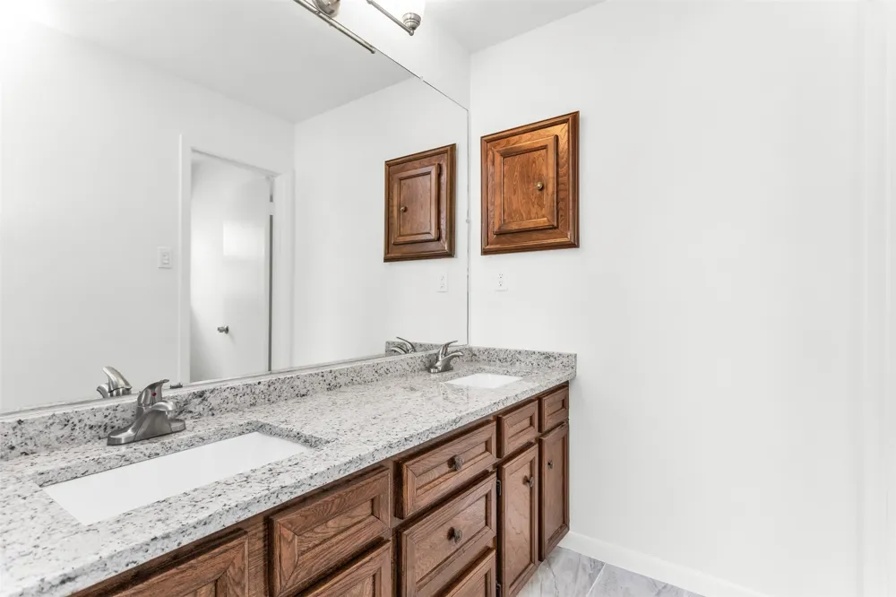 4210 Burning Tree Lane Garland, TX 75042
