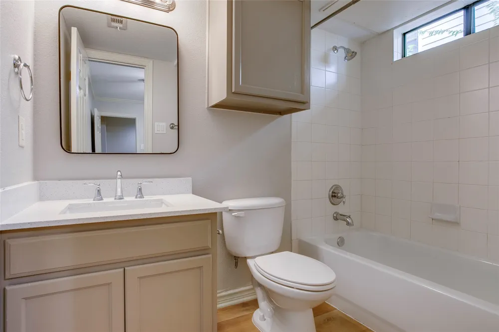 2415 Stutz Drive #C Dallas, TX 75235