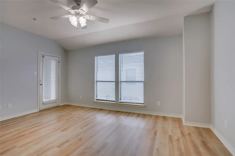 2415 Stutz Drive #C Dallas, TX 75235