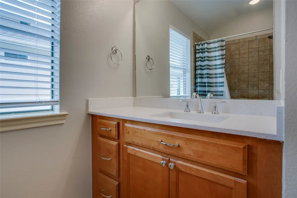 2415 Stutz Drive #C Dallas, TX 75235