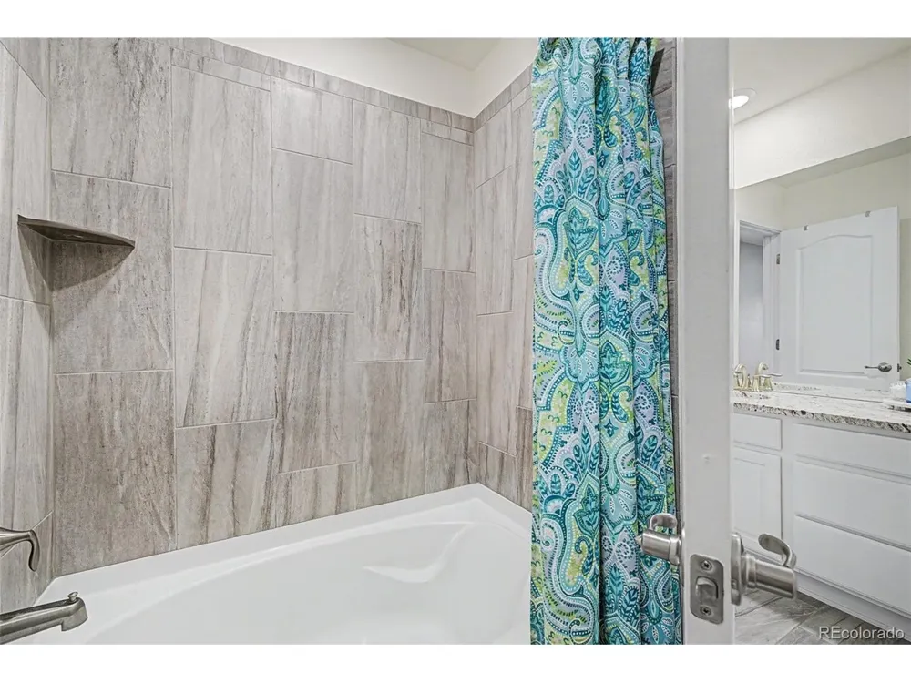 8826 S Yakima Court Aurora, CO 80016