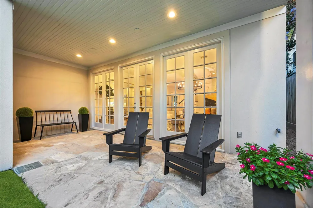 2929 Sunset Boulevard West University Place, TX 77005