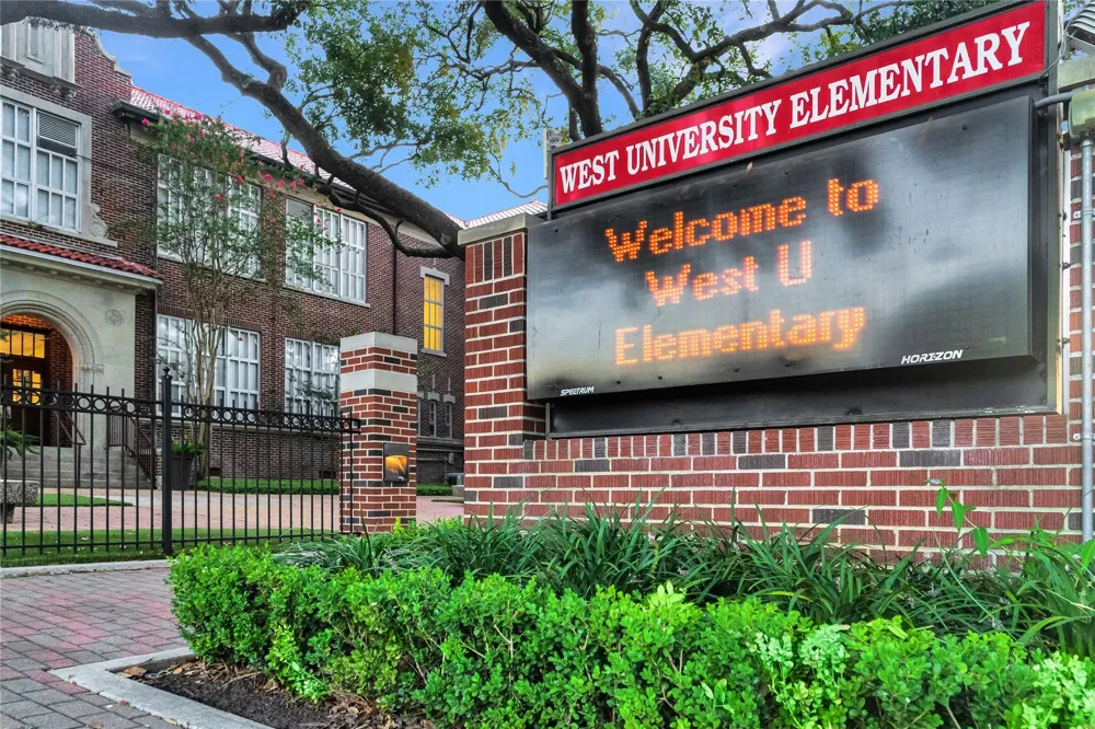 2929 Sunset Boulevard West University Place, TX 77005