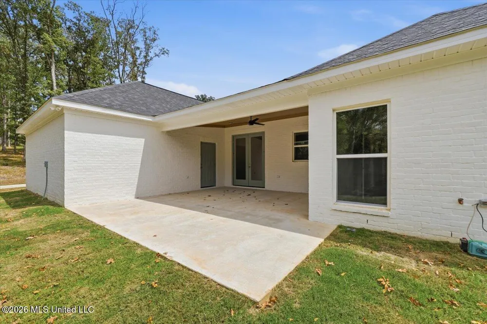 928 Mullican Road Florence, MS 39073