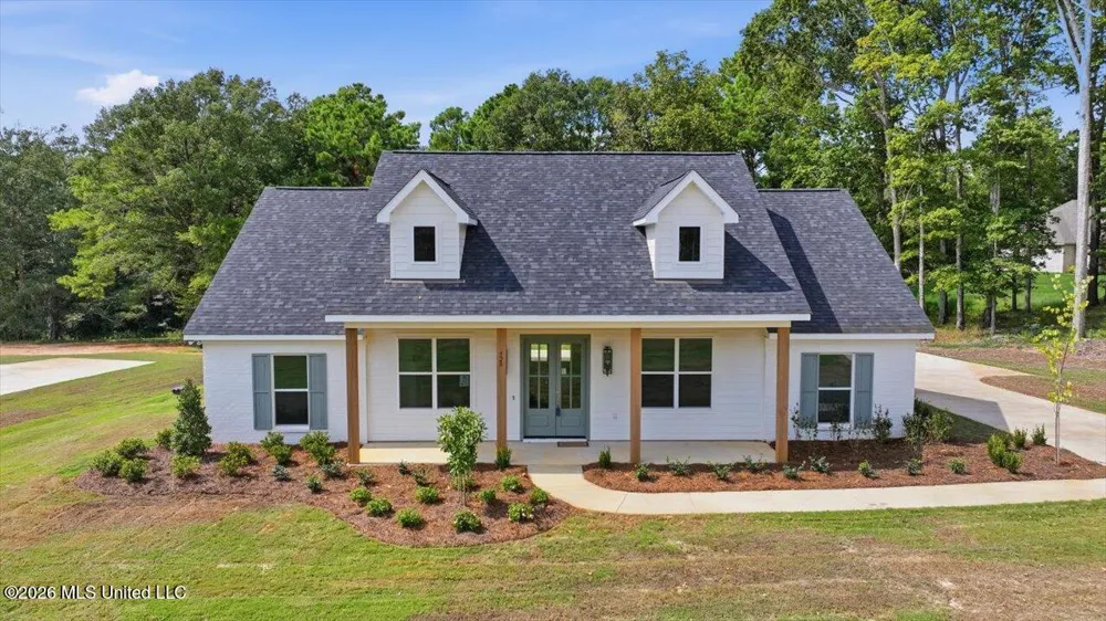 928 Mullican Road Florence, MS 39073