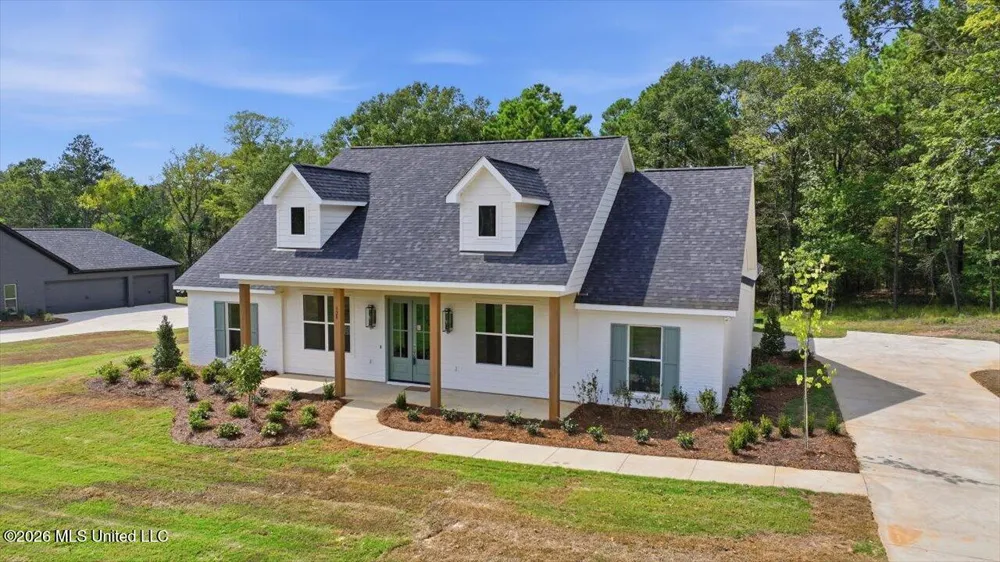 928 Mullican Road Florence, MS 39073