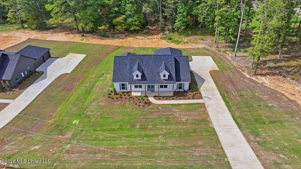 928 Mullican Road Florence, MS 39073
