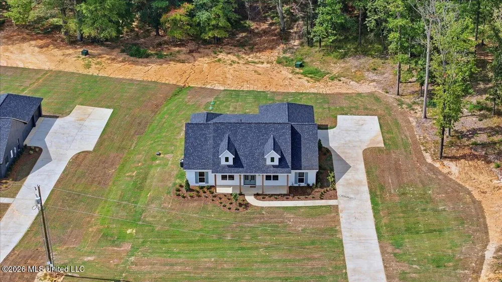 928 Mullican Road Florence, MS 39073