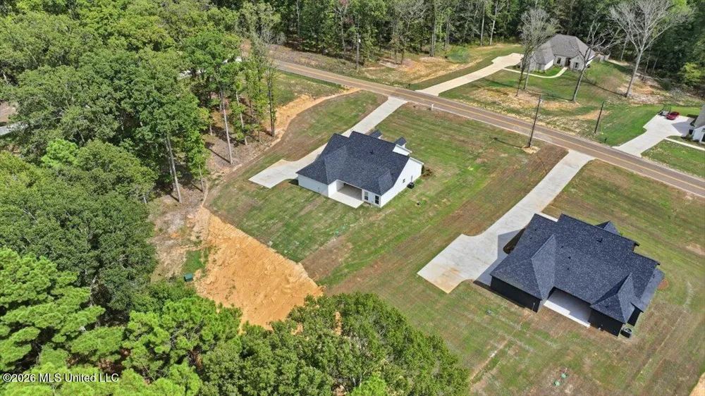 928 Mullican Road Florence, MS 39073