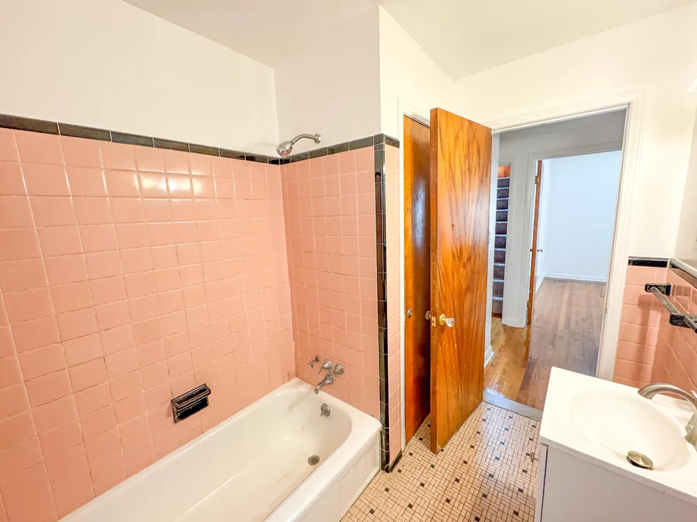 6165 Farmbrook Street Detroit, MI 48224