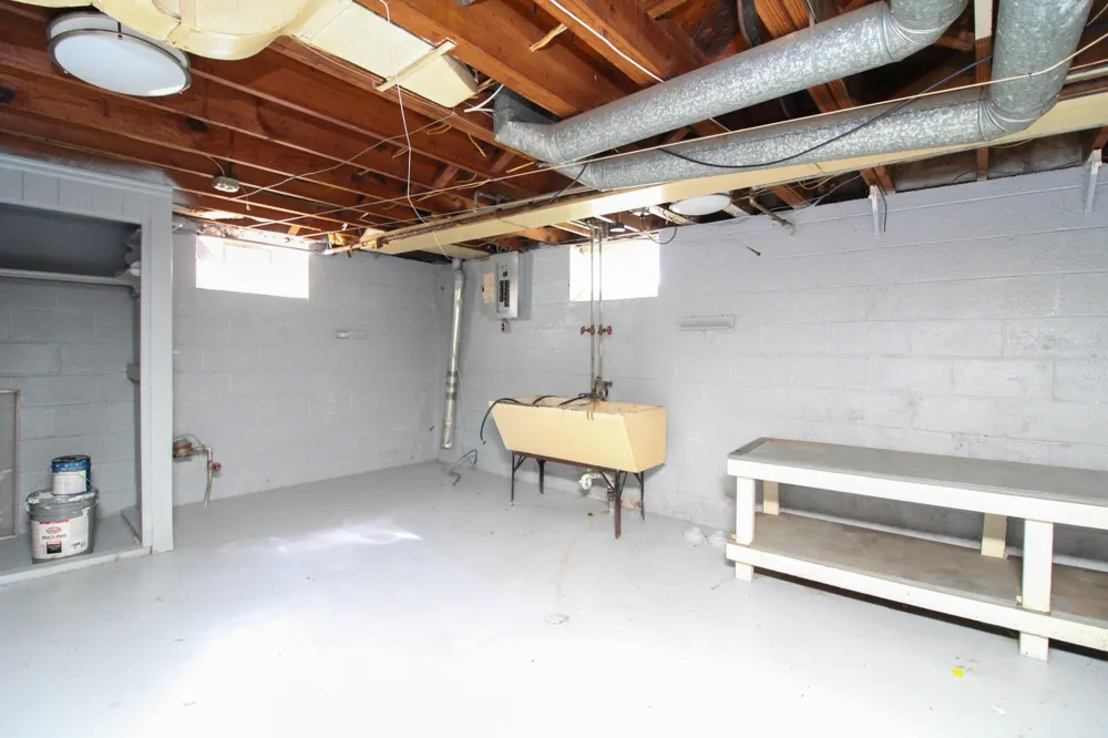 6165 Farmbrook Street Detroit, MI 48224