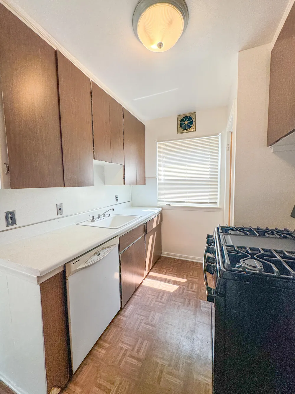 6165 Farmbrook Street Detroit, MI 48224