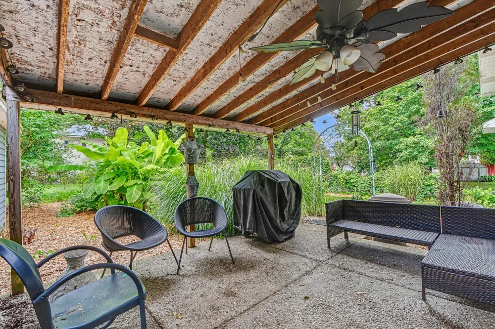 326 Beech Street Freeport, MI 49325