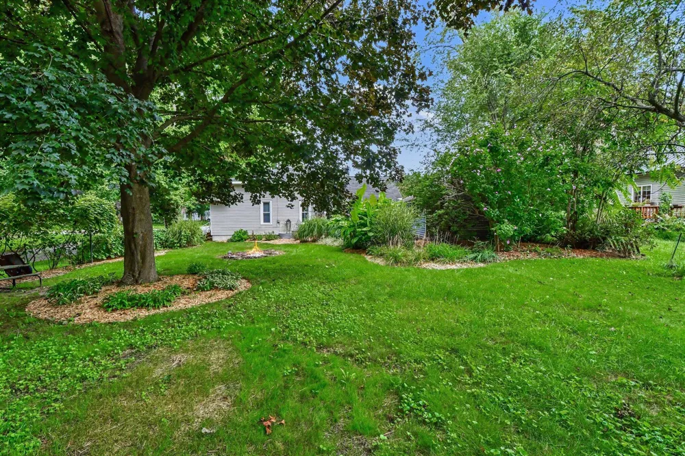 326 Beech Street Freeport, MI 49325
