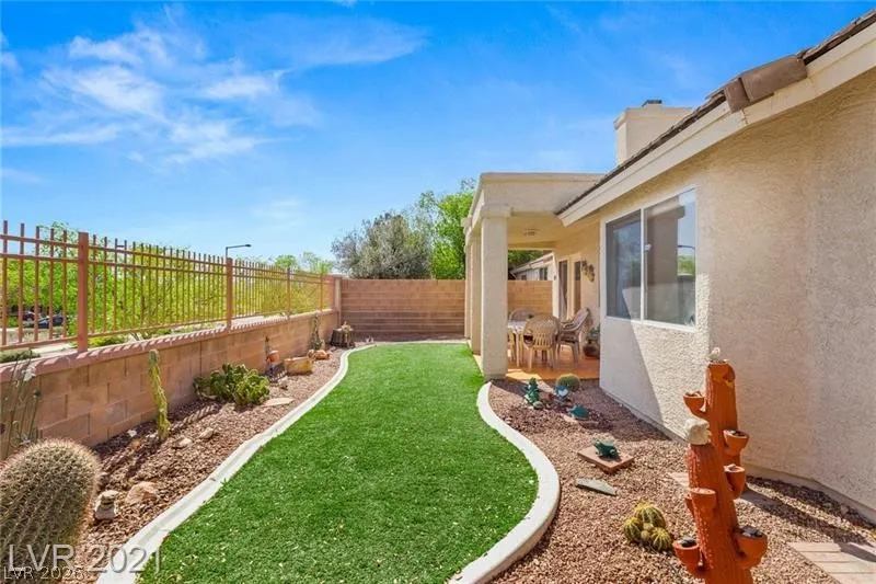 1644 Eagle Peak Way Las Vegas, NV 89134