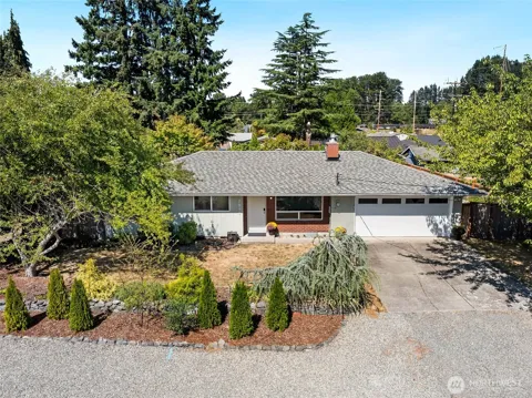2011 8th Avenue SE