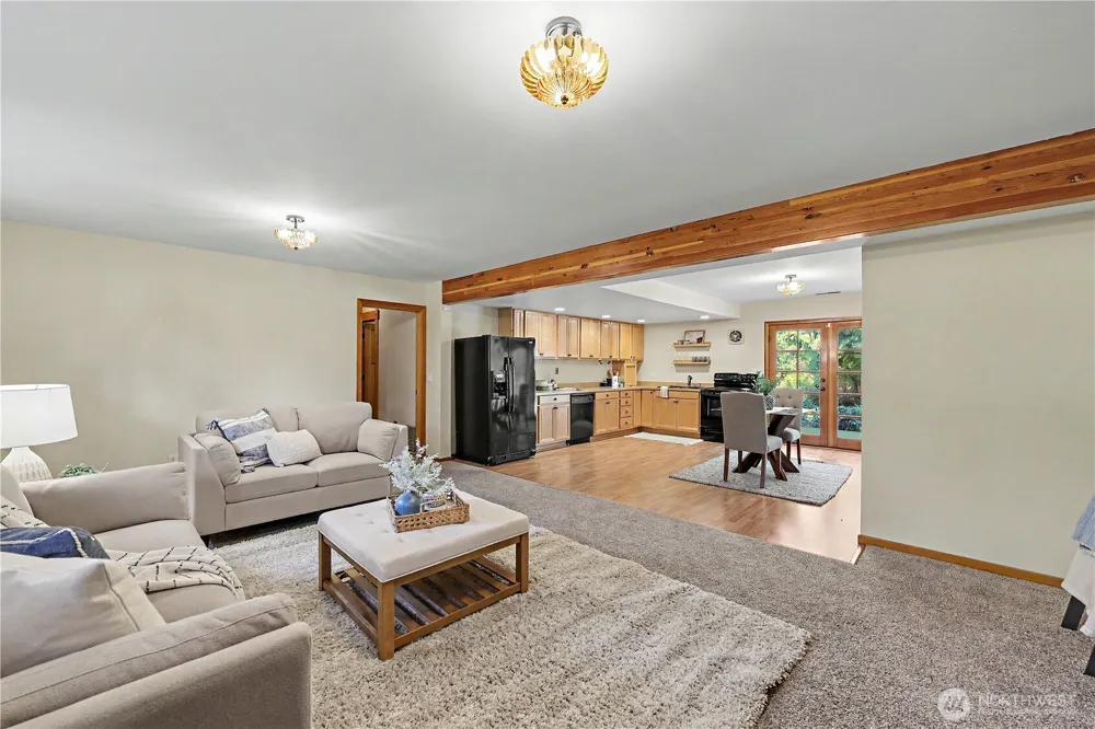 20106 Marine View Drive SW Normandy Park, WA 98166