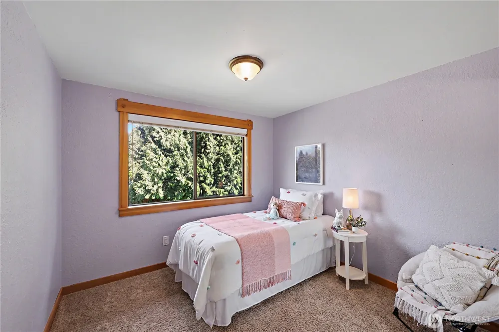 20106 Marine View Drive SW Normandy Park, WA 98166