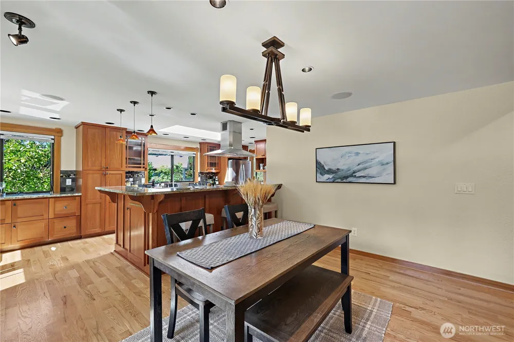 20106 Marine View Drive SW Normandy Park, WA 98166