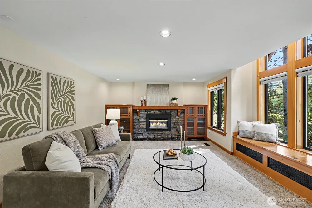 20106 Marine View Drive SW Normandy Park, WA 98166